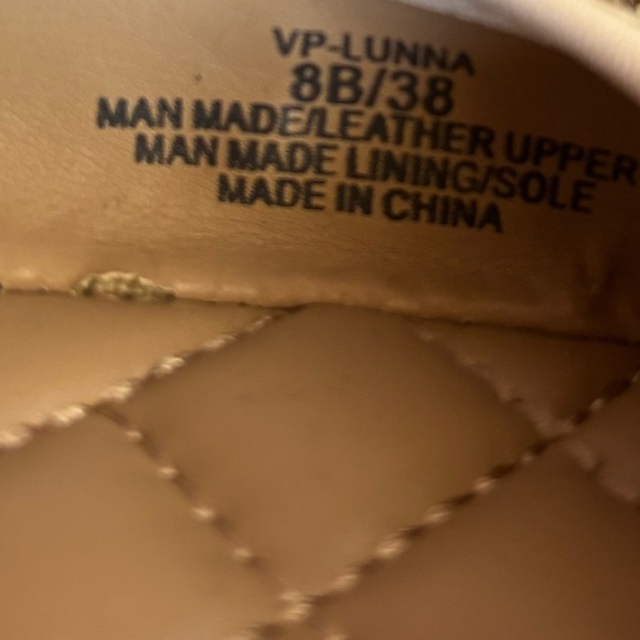 Vince Camuto Lunna Beige Tan Ballet Flat women’s size 8 / 38 - Picture 10 of 10